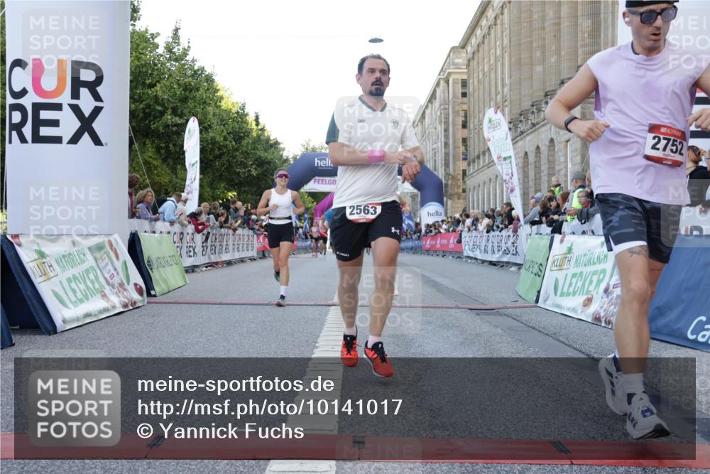 06.09.2026 - CURREX Alsterlauf Yannick Fuchs http://msf.ph/oto/10141017 06.09.2026 09:46:32 Ziel 2563, 2683, 2752, 3132, 3182, 4183, 4619, 4663, 6109, 6224 meine-sportfotos.de