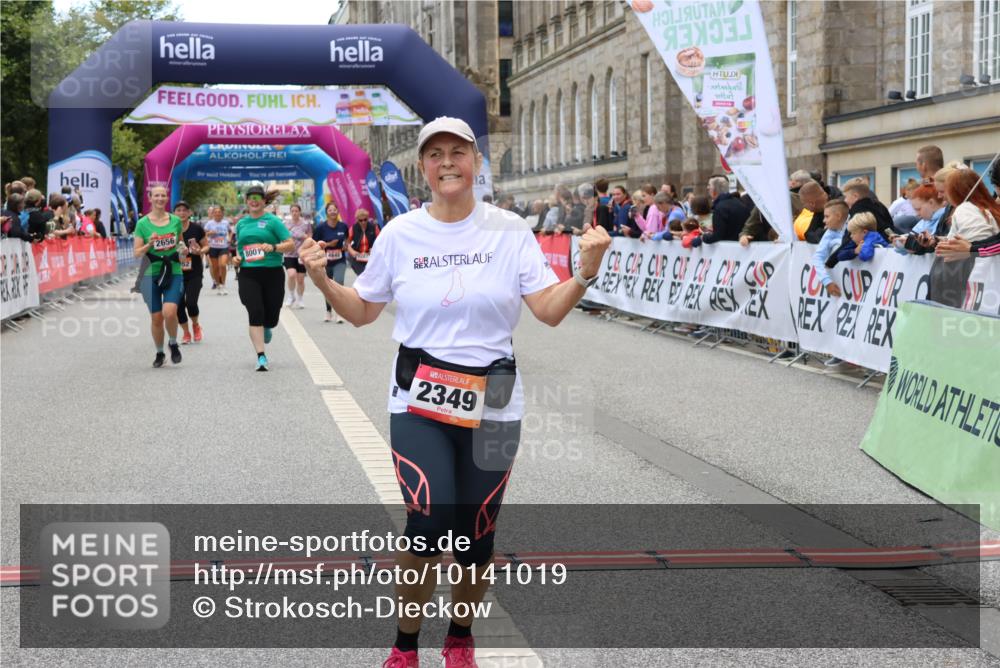 06.09.2026 - CURREX Alsterlauf Strokosch-Dieckow http://msf.ph/oto/10141019 06.09.2026 10:18:33 Ziel 2349, 2656, 2804, 2960, 3052, 3358, 3654, 4107, 4795, 4804, 5921, 8001 meine-sportfotos.de