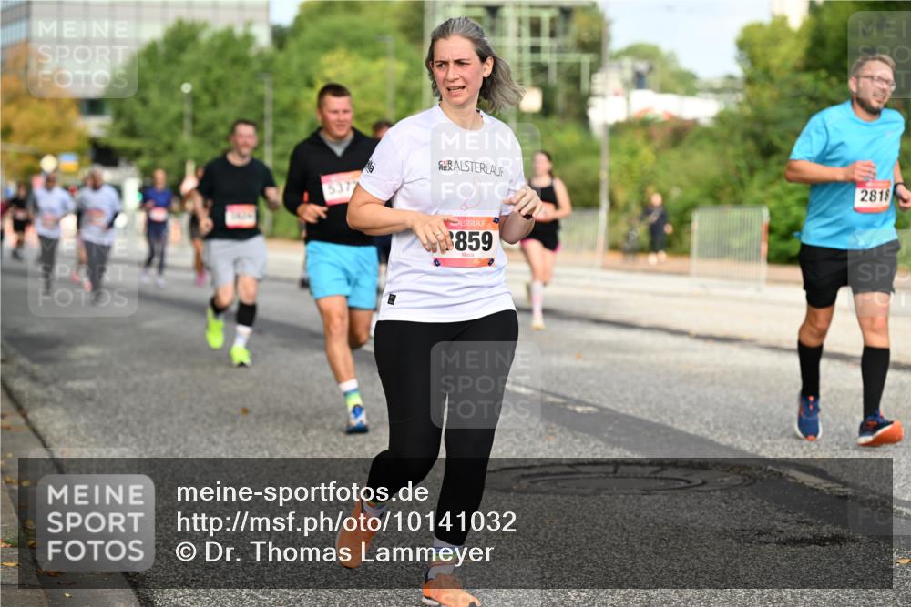 06.09.2026 - CURREX Alsterlauf Dr. Thomas Lammeyer http://msf.ph/oto/10141032 06.09.2026 10:09:29 Laufen 859, 2818 meine-sportfotos.de