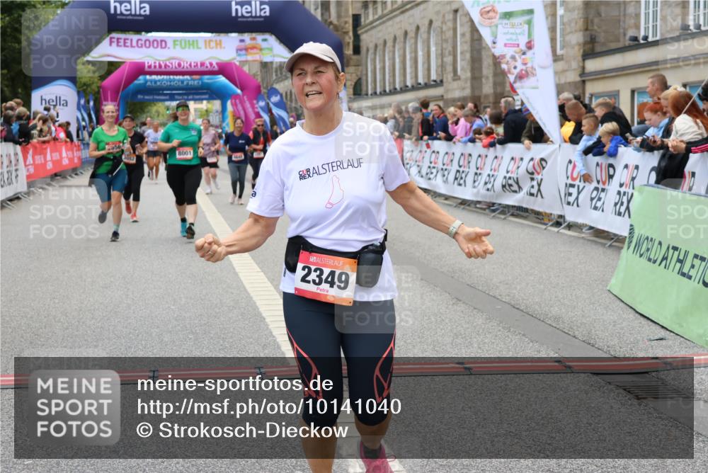 06.09.2026 - CURREX Alsterlauf Strokosch-Dieckow http://msf.ph/oto/10141040 06.09.2026 10:18:33 Ziel 2349, 2656, 2804, 2960, 3052, 3358, 3654, 4107, 4795, 4804, 5921, 8001 meine-sportfotos.de