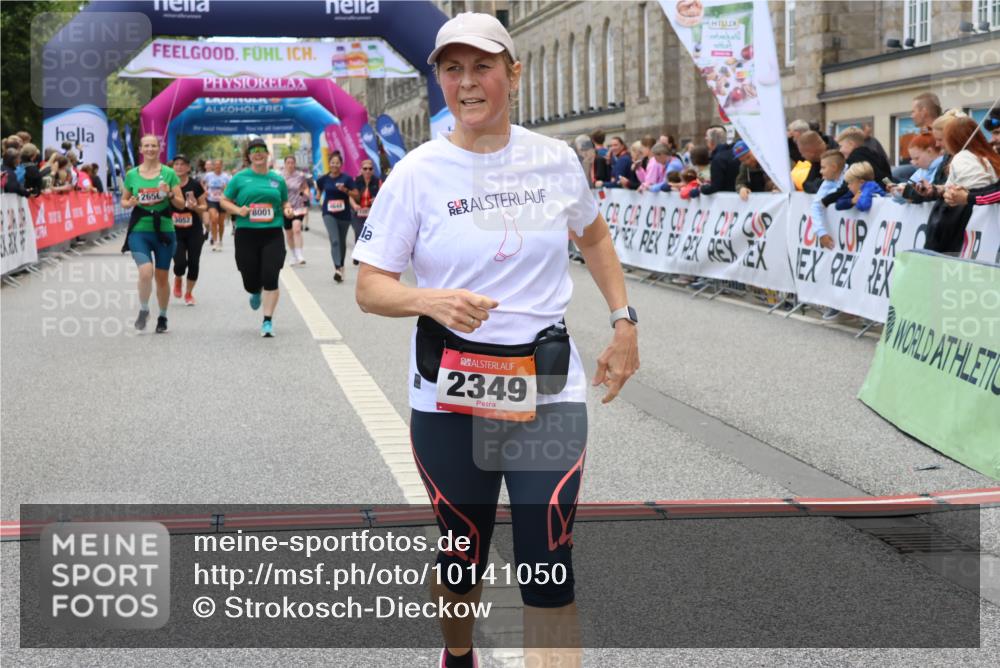 06.09.2026 - CURREX Alsterlauf Strokosch-Dieckow http://msf.ph/oto/10141050 06.09.2026 10:18:34 Ziel 2349, 2651, 2656, 2804, 2960, 3052, 3358, 3654, 4107, 4648, 4795, 4804, 5921, 8001 meine-sportfotos.de