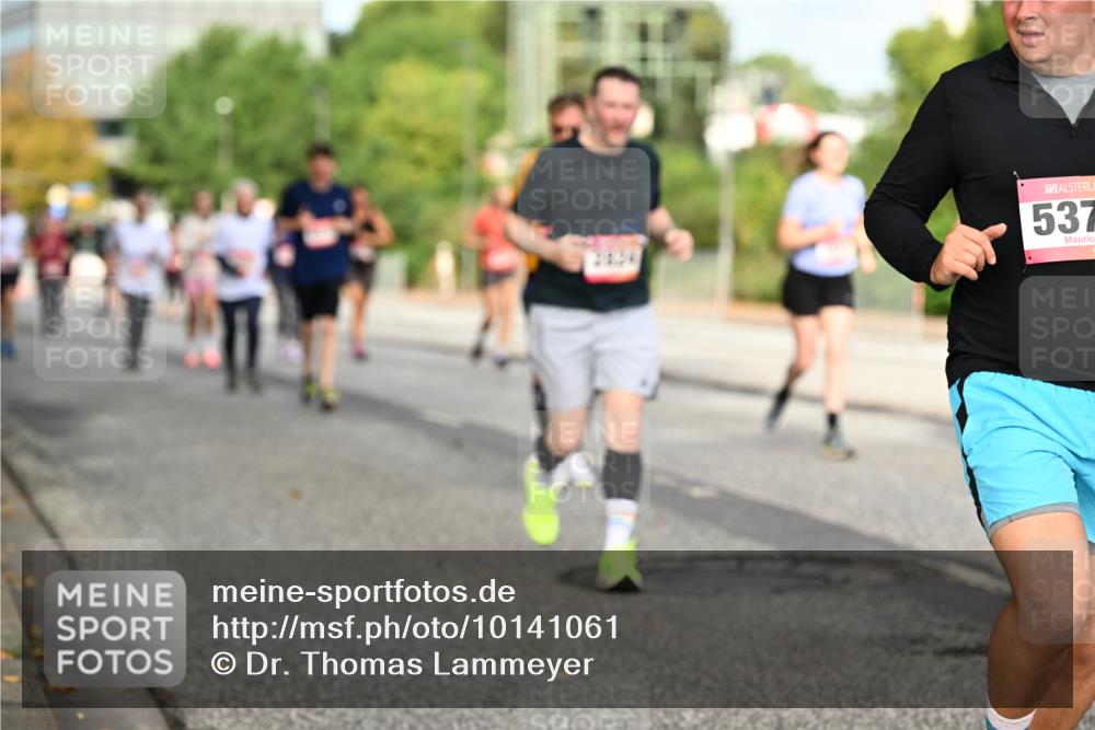 06.09.2026 - CURREX Alsterlauf Dr. Thomas Lammeyer http://msf.ph/oto/10141061 06.09.2026 10:09:32 Laufen 537 meine-sportfotos.de