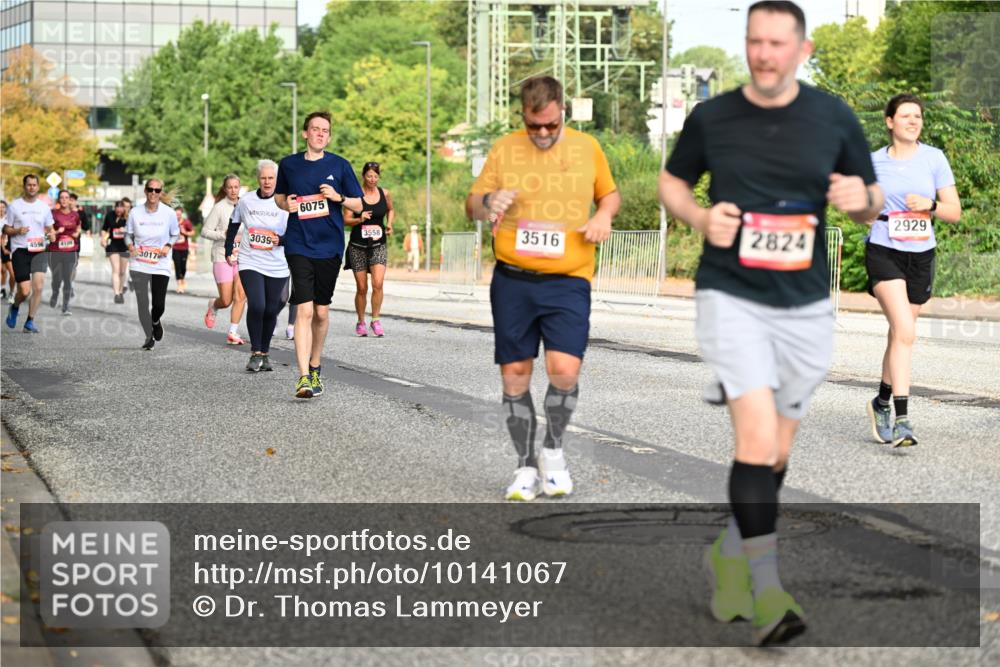 06.09.2026 - CURREX Alsterlauf Dr. Thomas Lammeyer http://msf.ph/oto/10141067 06.09.2026 10:09:33 Laufen 4596, 4109, 6075, 3017, 3039, 2929, 3558, 3516, 2824 meine-sportfotos.de