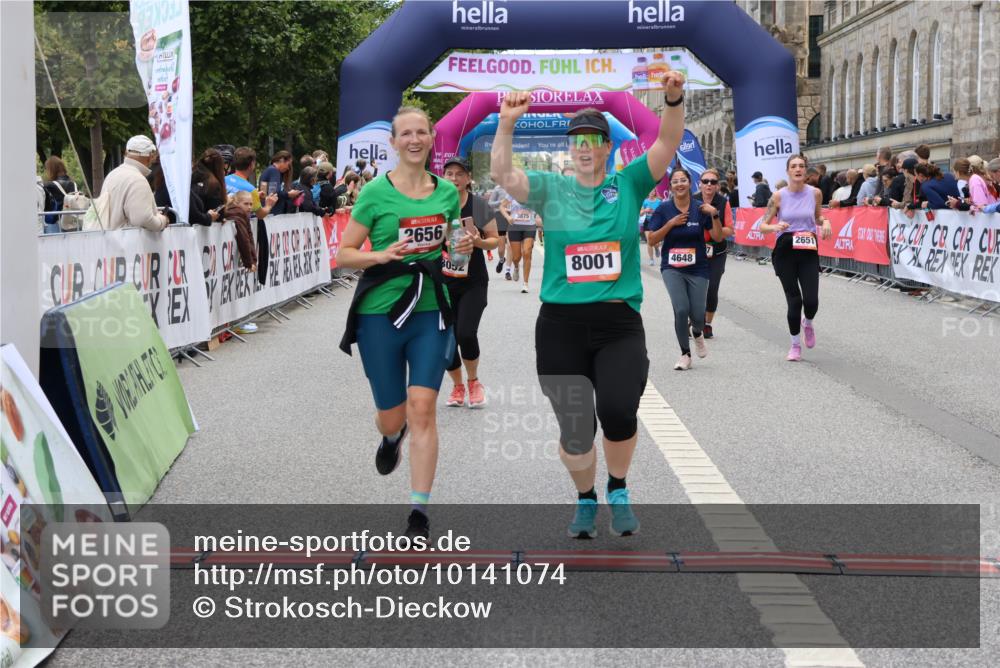06.09.2026 - CURREX Alsterlauf Strokosch-Dieckow http://msf.ph/oto/10141074 06.09.2026 10:18:36 Ziel 2271, 2287, 2349, 2651, 2656, 2960, 3052, 3358, 3654, 4648, 8001 meine-sportfotos.de