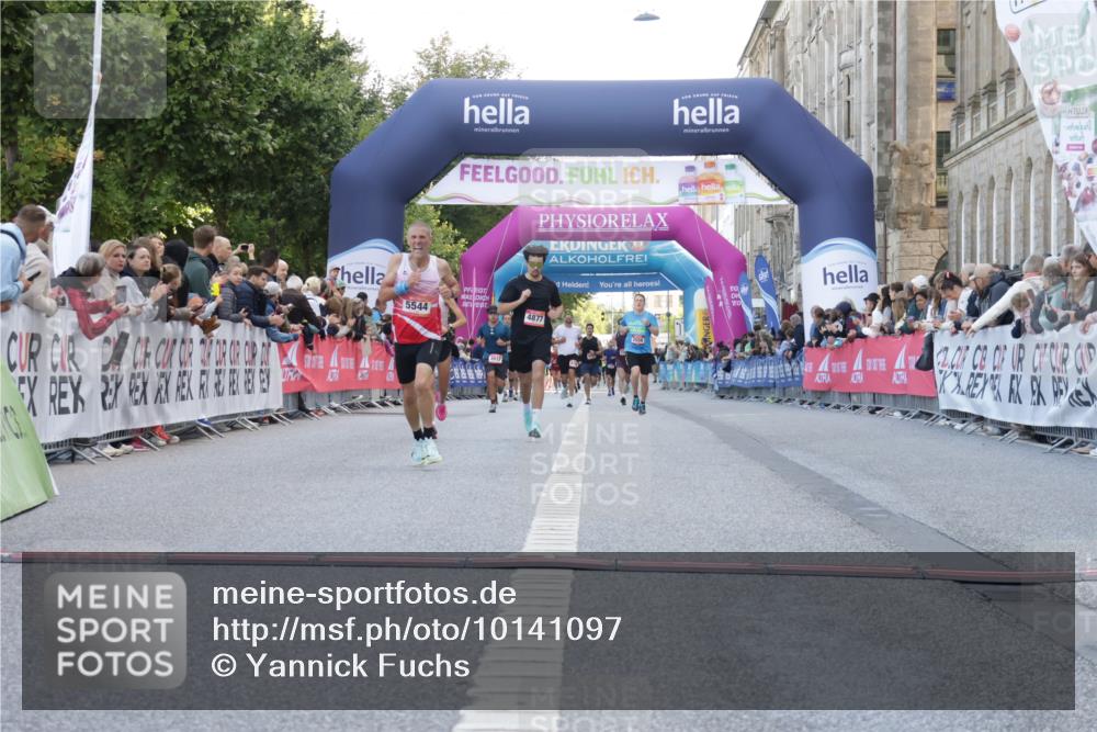 06.09.2026 - CURREX Alsterlauf Yannick Fuchs http://msf.ph/oto/10141097 06.09.2026 09:46:35 Ziel 2563, 2683, 2752, 3182, 4663, 4877, 5430, 5544, 6109, 6224 meine-sportfotos.de