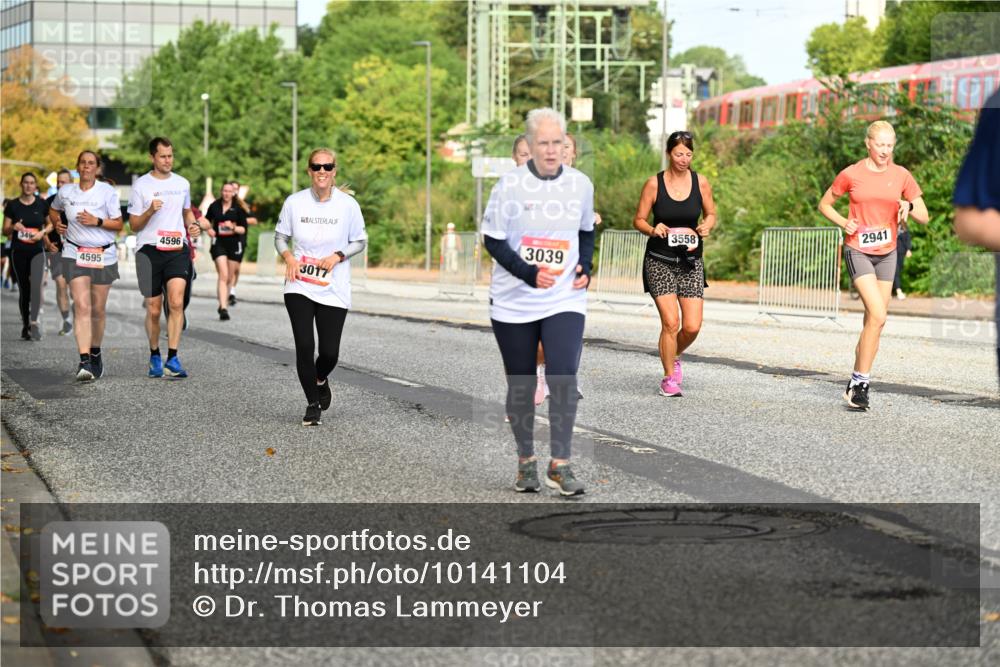 06.09.2026 - CURREX Alsterlauf Dr. Thomas Lammeyer http://msf.ph/oto/10141104 06.09.2026 10:09:37 Laufen 4595, 4596, 3558, 2941, 3039, 3017 meine-sportfotos.de