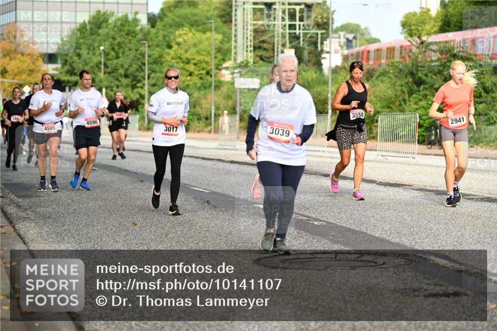 06.09.2026 - CURREX Alsterlauf Dr. Thomas Lammeyer http://msf.ph/oto/10141107 06.09.2026 10:09:37 Laufen 4596, 4595, 3017, 3039, 3558, 2941 meine-sportfotos.de