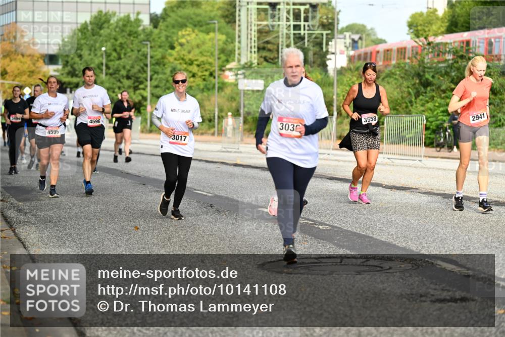 06.09.2026 - CURREX Alsterlauf Dr. Thomas Lammeyer http://msf.ph/oto/10141108 06.09.2026 10:09:38 Laufen 3494, 4595, 4596, 3017, 303, 3558, 2941 meine-sportfotos.de