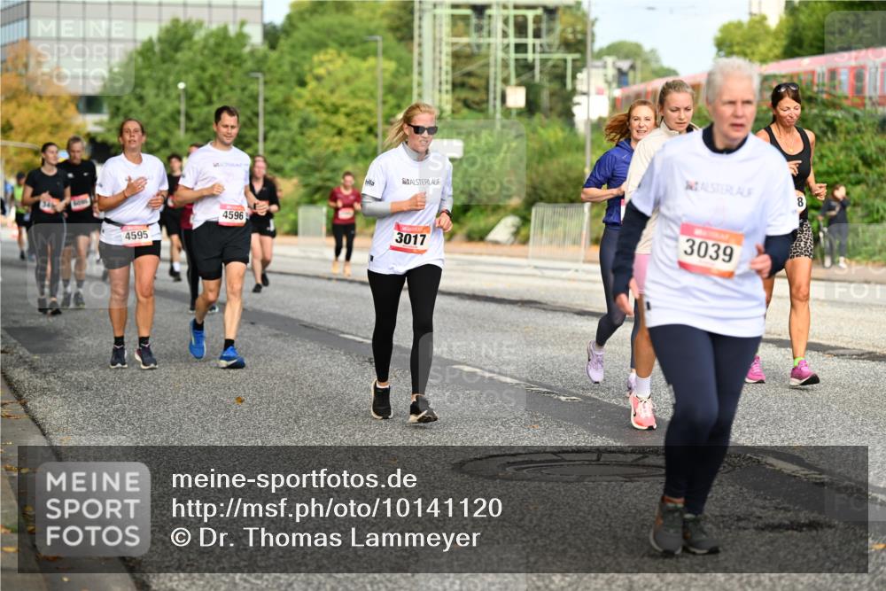 06.09.2026 - CURREX Alsterlauf Dr. Thomas Lammeyer http://msf.ph/oto/10141120 06.09.2026 10:09:39 Laufen 4596, 4595, 3017, 8, 3039 meine-sportfotos.de