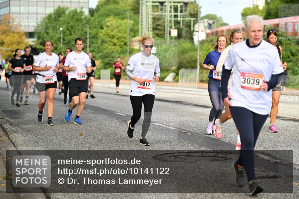 06.09.2026 - CURREX Alsterlauf Dr. Thomas Lammeyer http://msf.ph/oto/10141122 06.09.2026 10:09:39 Laufen 584, 3039, 4595, 4596, 017 meine-sportfotos.de