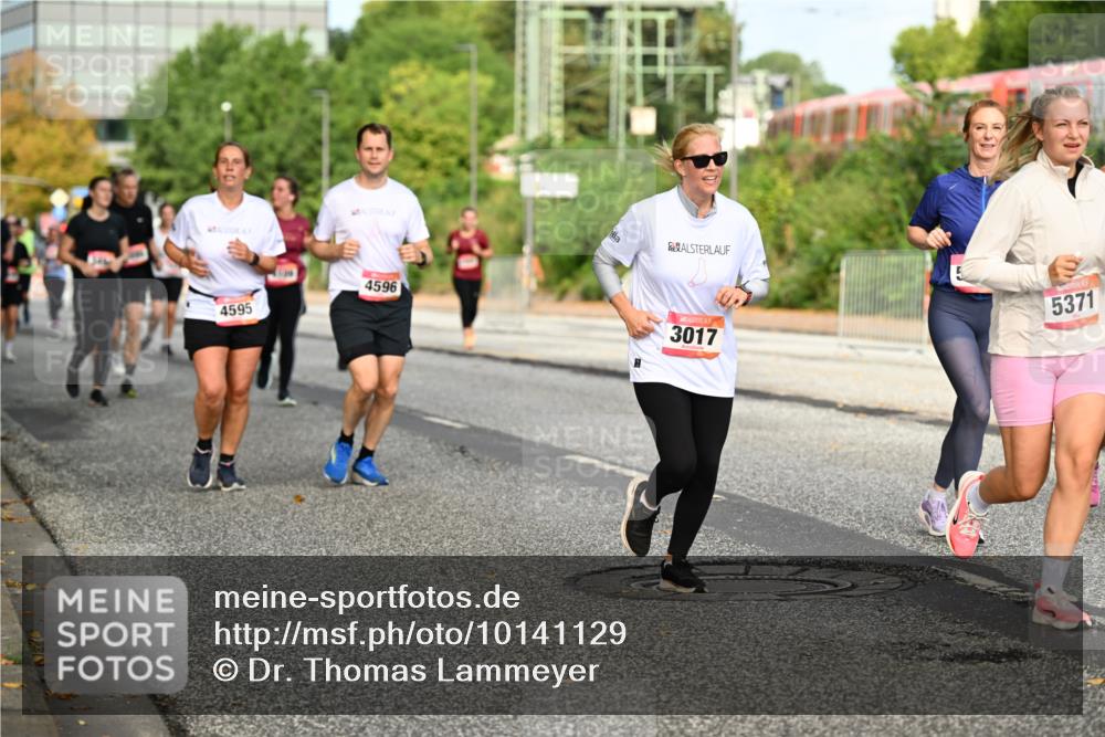 06.09.2026 - CURREX Alsterlauf Dr. Thomas Lammeyer http://msf.ph/oto/10141129 06.09.2026 10:09:40 Laufen 4595, 4596, 3017, 5371 meine-sportfotos.de