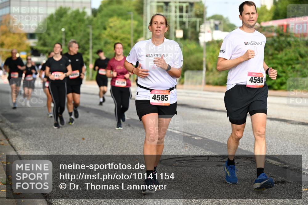 06.09.2026 - CURREX Alsterlauf Dr. Thomas Lammeyer http://msf.ph/oto/10141154 06.09.2026 10:09:42 Laufen 4109, 4595, 4596 meine-sportfotos.de