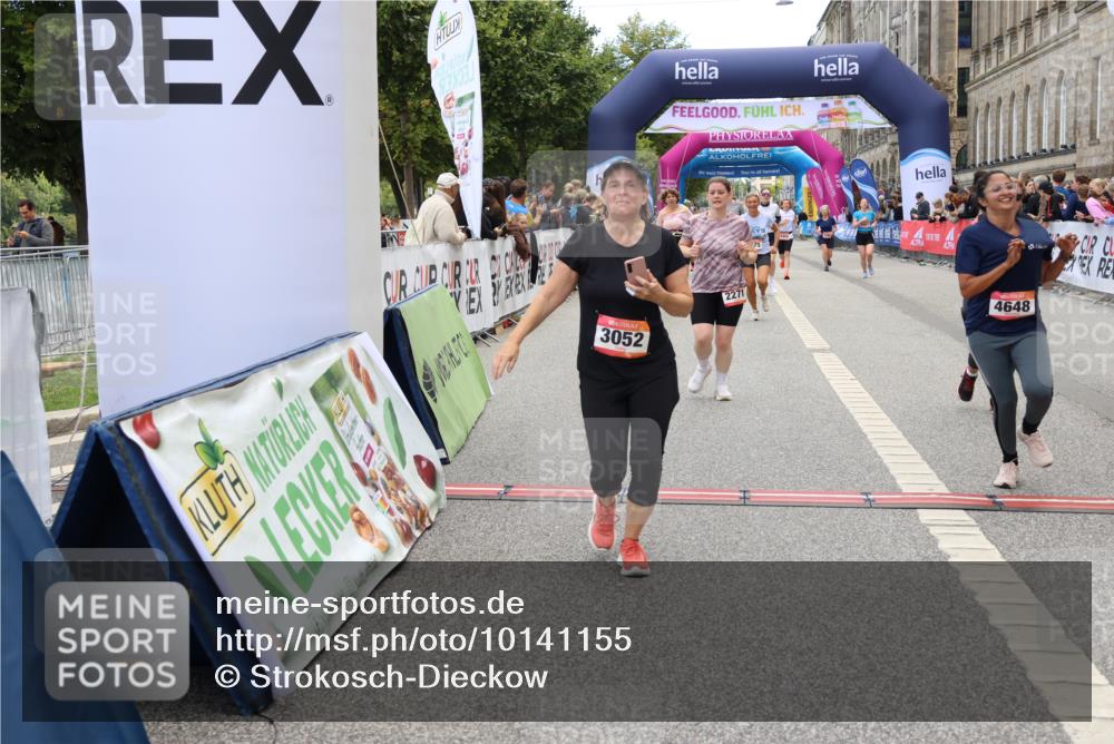 06.09.2026 - CURREX Alsterlauf Strokosch-Dieckow http://msf.ph/oto/10141155 06.09.2026 10:18:39 Ziel 2271, 2287, 2349, 2651, 2656, 2960, 3052, 3421, 3875, 3879, 4648, 5394, 8001 meine-sportfotos.de