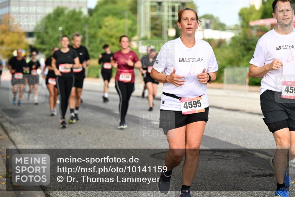 06.09.2026 - CURREX Alsterlauf Dr. Thomas Lammeyer http://msf.ph/oto/10141159 06.09.2026 10:09:43 Laufen 4595, 459 meine-sportfotos.de