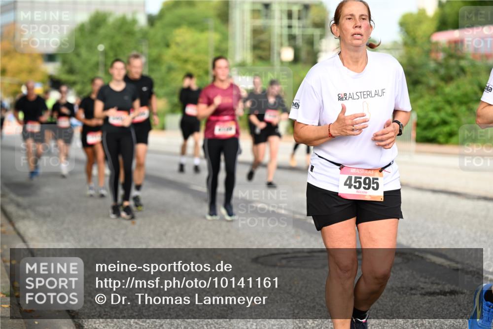 06.09.2026 - CURREX Alsterlauf Dr. Thomas Lammeyer http://msf.ph/oto/10141161 06.09.2026 10:09:43 Laufen 4595 meine-sportfotos.de