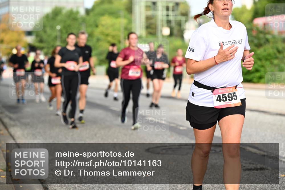 06.09.2026 - CURREX Alsterlauf Dr. Thomas Lammeyer http://msf.ph/oto/10141163 06.09.2026 10:09:43 Laufen 4595 meine-sportfotos.de