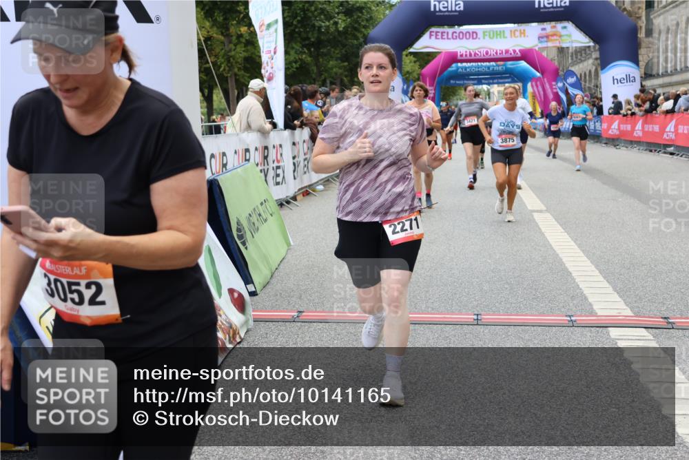 06.09.2026 - CURREX Alsterlauf Strokosch-Dieckow http://msf.ph/oto/10141165 06.09.2026 10:18:41 Ziel 2271, 2287, 2651, 2656, 2960, 3052, 3421, 3875, 3879, 4648, 5394, 6067, 8001 meine-sportfotos.de
