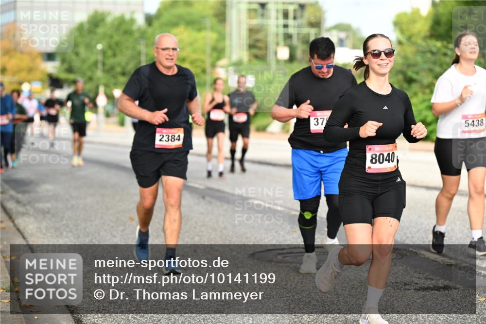 06.09.2026 - CURREX Alsterlauf Dr. Thomas Lammeyer http://msf.ph/oto/10141199 06.09.2026 10:09:50 Laufen 2384, 37, 8040, 5438 meine-sportfotos.de