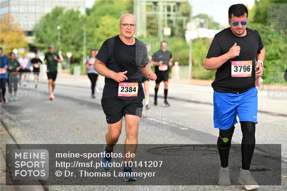 06.09.2026 - CURREX Alsterlauf Dr. Thomas Lammeyer http://msf.ph/oto/10141207 06.09.2026 10:09:51 Laufen 2384, 3796 meine-sportfotos.de