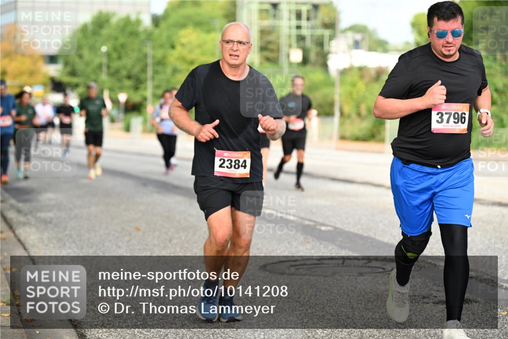 06.09.2026 - CURREX Alsterlauf Dr. Thomas Lammeyer http://msf.ph/oto/10141208 06.09.2026 10:09:51 Laufen 2384, 3796 meine-sportfotos.de