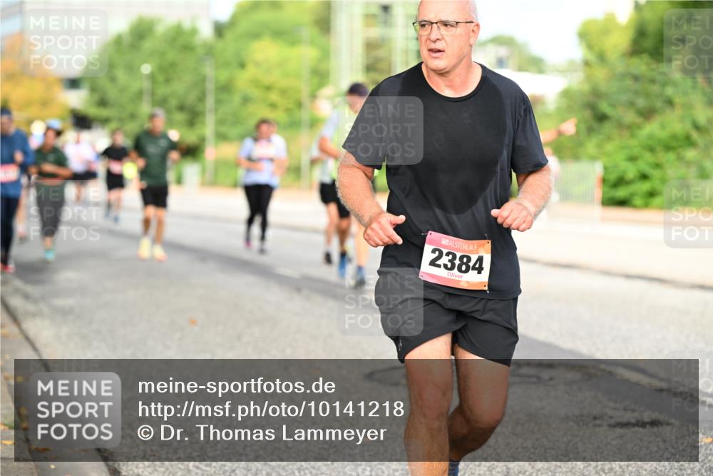 06.09.2026 - CURREX Alsterlauf Dr. Thomas Lammeyer http://msf.ph/oto/10141218 06.09.2026 10:09:52 Laufen 2384 meine-sportfotos.de