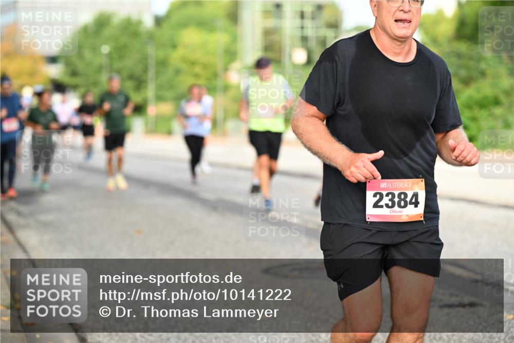06.09.2026 - CURREX Alsterlauf Dr. Thomas Lammeyer http://msf.ph/oto/10141222 06.09.2026 10:09:52 Laufen 2384 meine-sportfotos.de