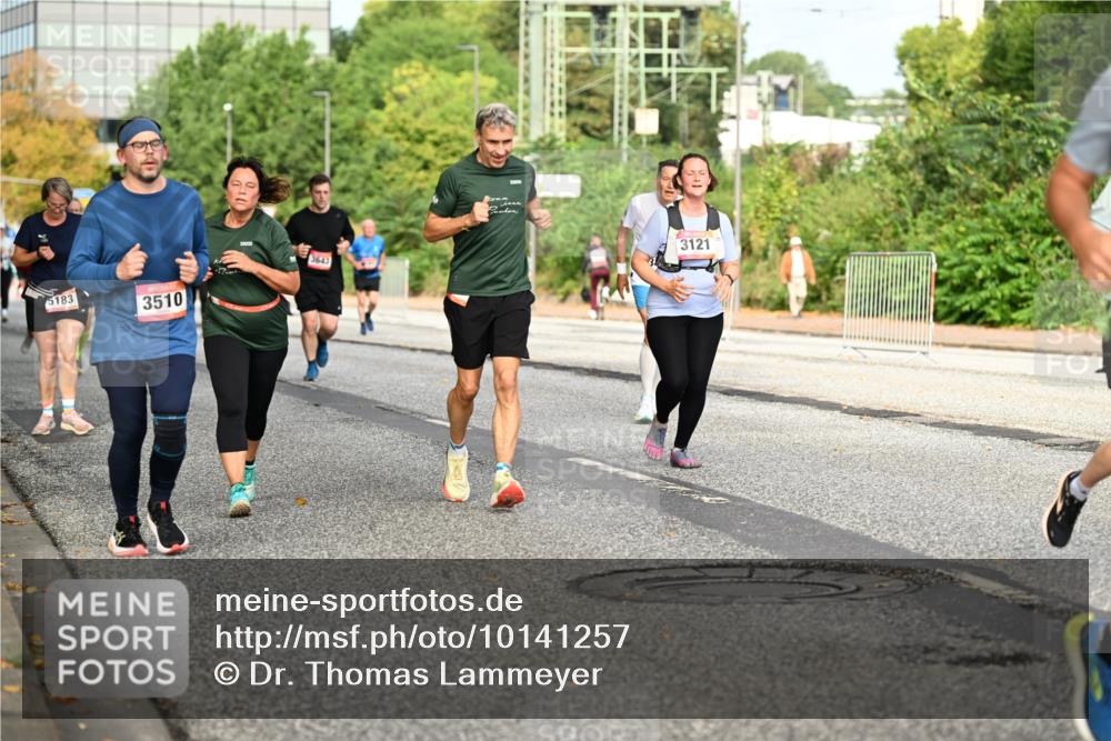 06.09.2026 - CURREX Alsterlauf Dr. Thomas Lammeyer http://msf.ph/oto/10141257 06.09.2026 10:09:56 Laufen 5183, 3510, 3643, 3121 meine-sportfotos.de