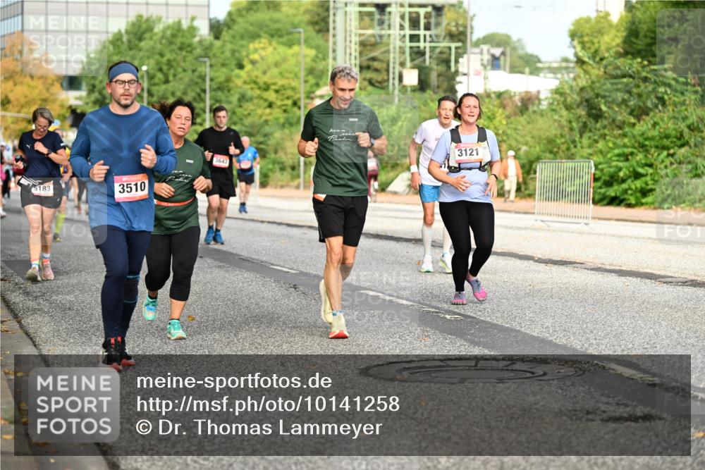 06.09.2026 - CURREX Alsterlauf Dr. Thomas Lammeyer http://msf.ph/oto/10141258 06.09.2026 10:09:56 Laufen 5183, 3510, 3643, 3121 meine-sportfotos.de