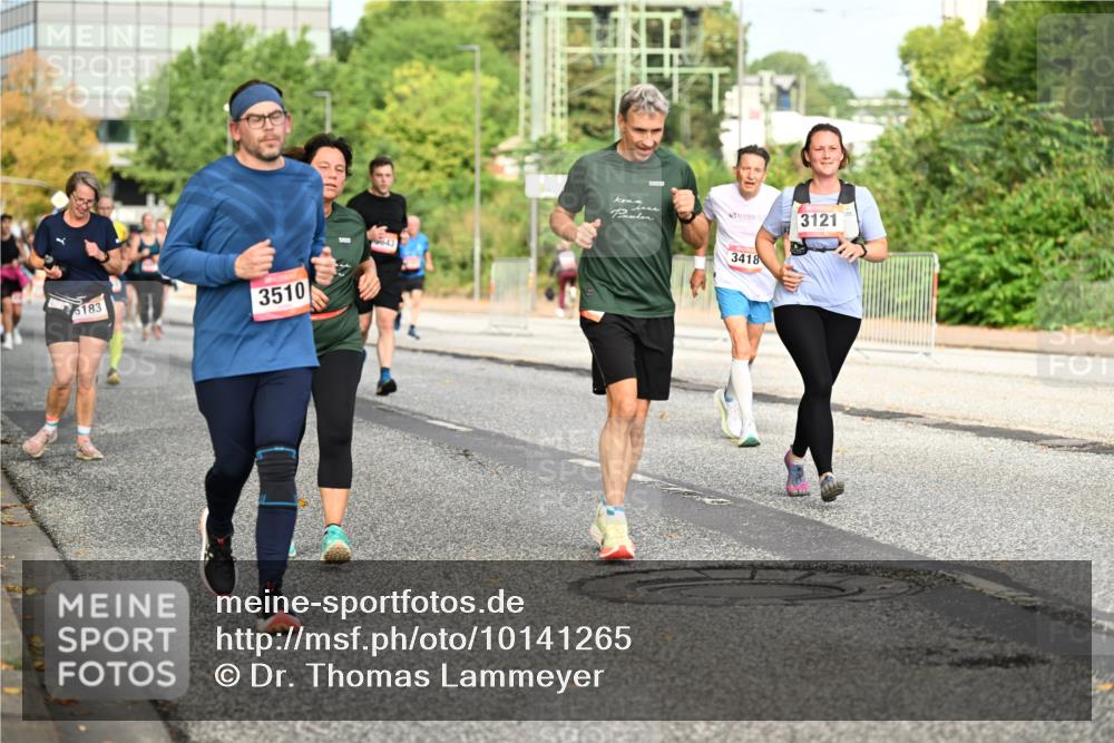 06.09.2026 - CURREX Alsterlauf Dr. Thomas Lammeyer http://msf.ph/oto/10141265 06.09.2026 10:09:57 Laufen 5183, 3510, 3121, 3418 meine-sportfotos.de