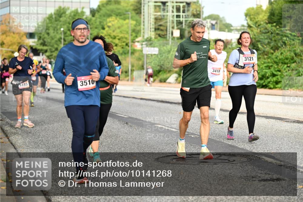 06.09.2026 - CURREX Alsterlauf Dr. Thomas Lammeyer http://msf.ph/oto/10141268 06.09.2026 10:09:57 Laufen 5183, 3510, 3121, 3418 meine-sportfotos.de