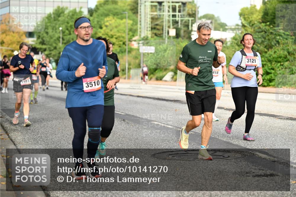 06.09.2026 - CURREX Alsterlauf Dr. Thomas Lammeyer http://msf.ph/oto/10141270 06.09.2026 10:09:57 Laufen 5183, 3510, 418, 3121 meine-sportfotos.de