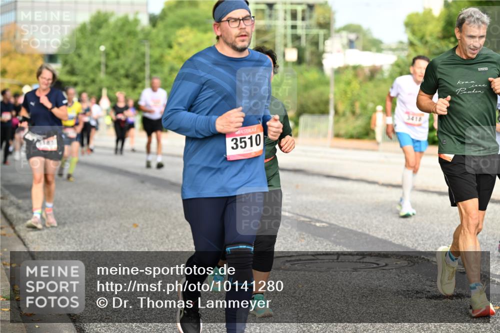 06.09.2026 - CURREX Alsterlauf Dr. Thomas Lammeyer http://msf.ph/oto/10141280 06.09.2026 10:09:58 Laufen 3510, 3418 meine-sportfotos.de