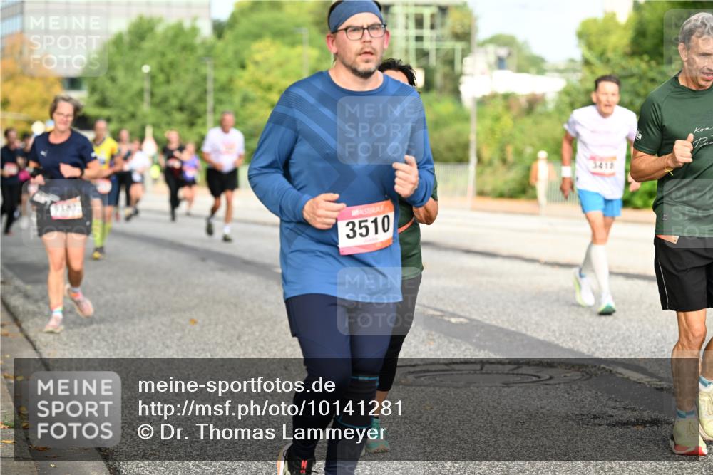 06.09.2026 - CURREX Alsterlauf Dr. Thomas Lammeyer http://msf.ph/oto/10141281 06.09.2026 10:09:58 Laufen 3510, 3415 meine-sportfotos.de