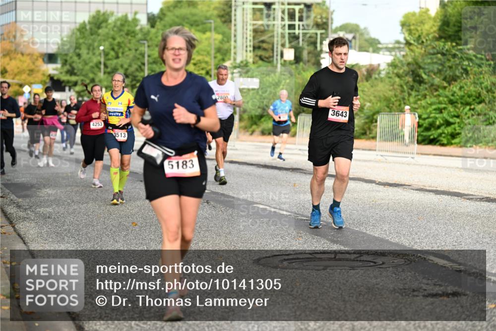 06.09.2026 - CURREX Alsterlauf Dr. Thomas Lammeyer http://msf.ph/oto/10141305 06.09.2026 10:10:01 Laufen 4253, 57, 3513, 5183, 2800, 3643 meine-sportfotos.de