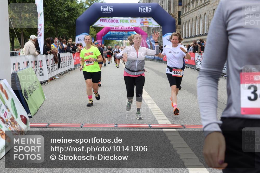 06.09.2026 - CURREX Alsterlauf Strokosch-Dieckow http://msf.ph/oto/10141306 06.09.2026 10:18:47 Ziel 2271, 2287, 2872, 3421, 3875, 3879, 4406, 4560, 4857, 5394, 5489, 6067 meine-sportfotos.de