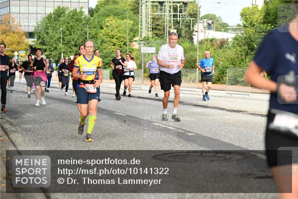 06.09.2026 - CURREX Alsterlauf Dr. Thomas Lammeyer http://msf.ph/oto/10141322 06.09.2026 10:10:03 Laufen 15, 439, 3513, 5506, 3992, 3993, 2800, 4362 meine-sportfotos.de