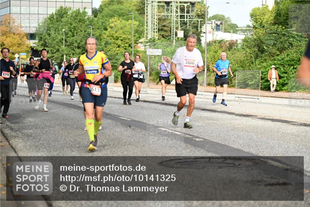 06.09.2026 - CURREX Alsterlauf Dr. Thomas Lammeyer http://msf.ph/oto/10141325 06.09.2026 10:10:03 Laufen 5715, 439, 3862, 5506, 3993, 3513, 109, 2800, 1362 meine-sportfotos.de