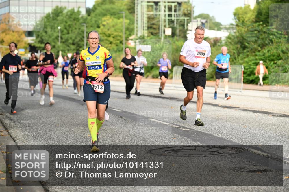 06.09.2026 - CURREX Alsterlauf Dr. Thomas Lammeyer http://msf.ph/oto/10141331 06.09.2026 10:10:04 Laufen 5715, 3513, 2800 meine-sportfotos.de