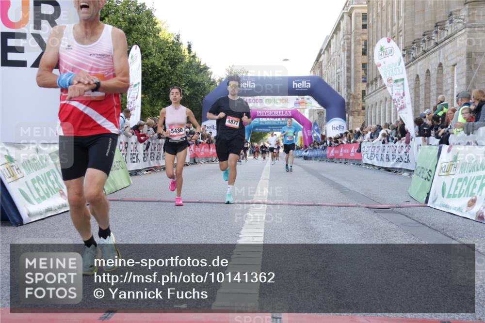 06.09.2026 - CURREX Alsterlauf Yannick Fuchs http://msf.ph/oto/10141362 06.09.2026 09:46:39 Ziel 2556, 2563, 3617, 4663, 4877, 5430, 5544, 6109 meine-sportfotos.de