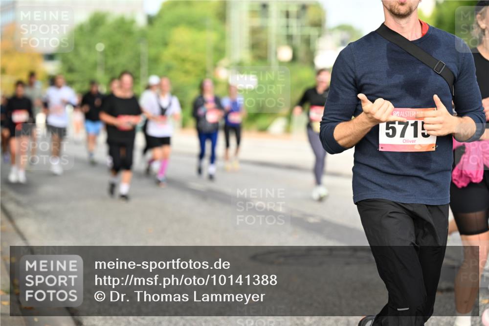 06.09.2026 - CURREX Alsterlauf Dr. Thomas Lammeyer http://msf.ph/oto/10141388 06.09.2026 10:10:10 Laufen 5715 meine-sportfotos.de