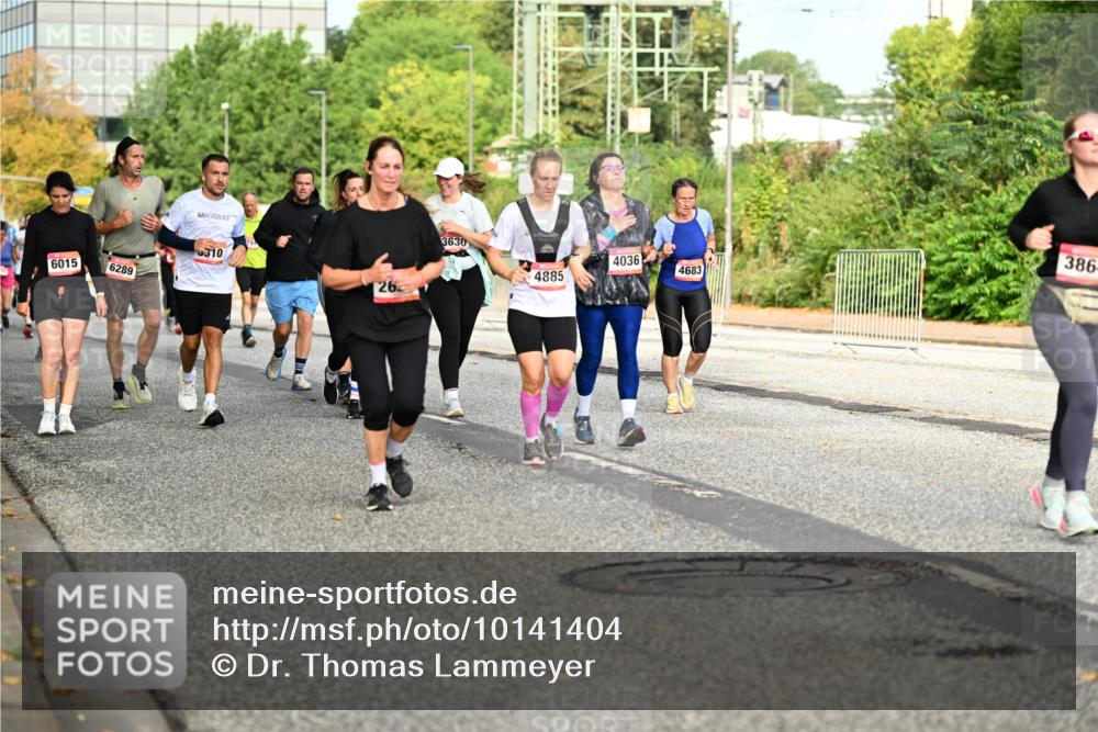 06.09.2026 - CURREX Alsterlauf Dr. Thomas Lammeyer http://msf.ph/oto/10141404 06.09.2026 10:10:12 Laufen 6015, 6289, 310, 26, 3630, 4036, 4885, 4683, 386 meine-sportfotos.de