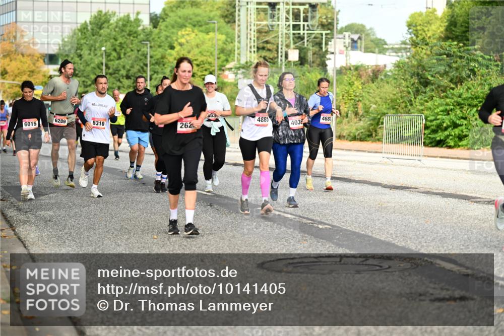 06.09.2026 - CURREX Alsterlauf Dr. Thomas Lammeyer http://msf.ph/oto/10141405 06.09.2026 10:10:12 Laufen 262, 6289, 5310, 6015, 363, 4885, 4036, 4683 meine-sportfotos.de