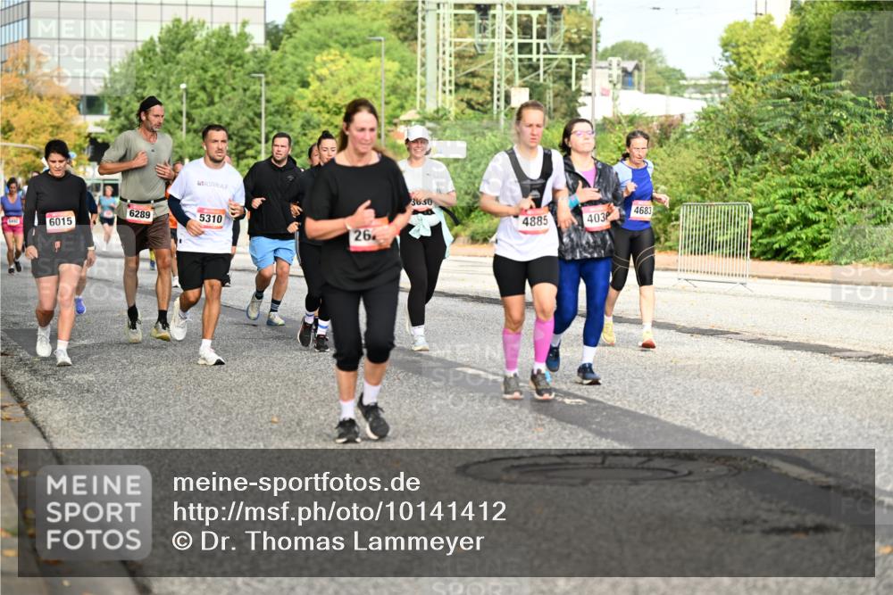 06.09.2026 - CURREX Alsterlauf Dr. Thomas Lammeyer http://msf.ph/oto/10141412 06.09.2026 10:10:13 Laufen 6289, 6015, 5310, 26, 3630, 4885, 403, 4683 meine-sportfotos.de