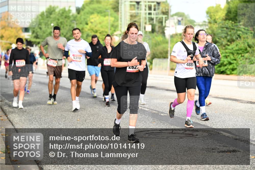 06.09.2026 - CURREX Alsterlauf Dr. Thomas Lammeyer http://msf.ph/oto/10141419 06.09.2026 10:10:14 Laufen 6015, 289, 5310, 363, 262, 4, 6, 4885 meine-sportfotos.de