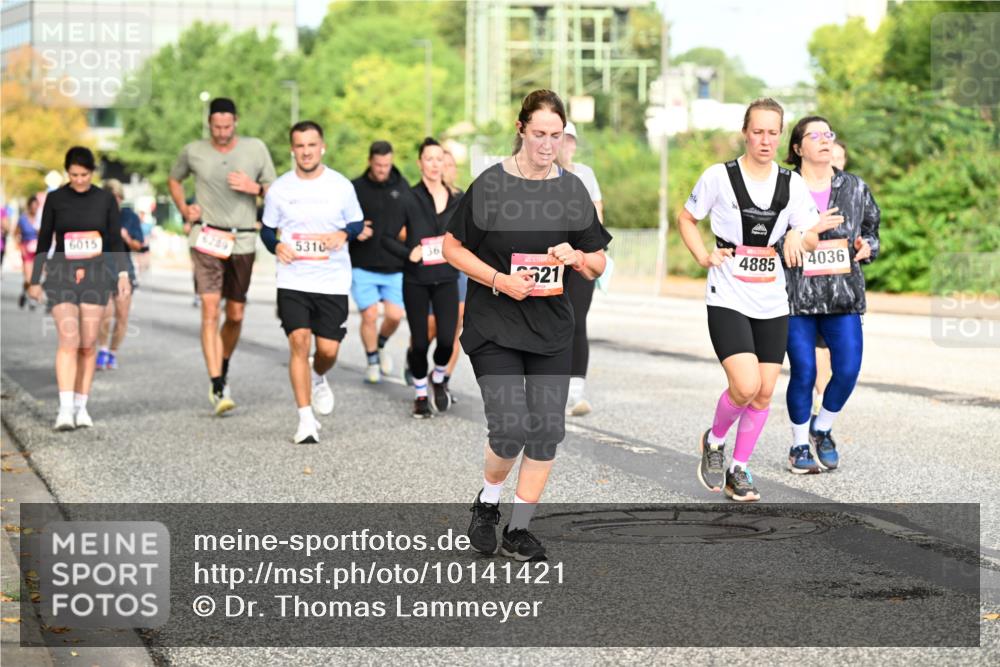 06.09.2026 - CURREX Alsterlauf Dr. Thomas Lammeyer http://msf.ph/oto/10141421 06.09.2026 10:10:14 Laufen 6289, 5310, 6015, 36, 21, 4885, 4036 meine-sportfotos.de