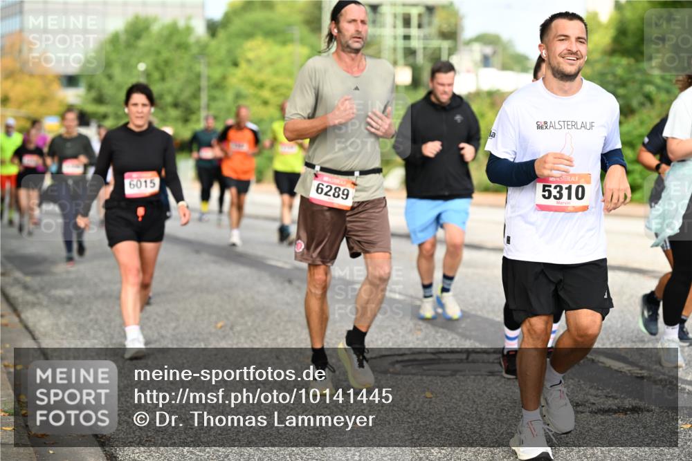 06.09.2026 - CURREX Alsterlauf Dr. Thomas Lammeyer http://msf.ph/oto/10141445 06.09.2026 10:10:17 Laufen 6289, 6015, 5310 meine-sportfotos.de