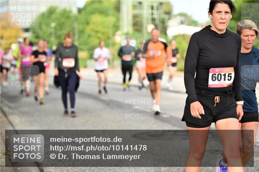 06.09.2026 - CURREX Alsterlauf Dr. Thomas Lammeyer http://msf.ph/oto/10141478 06.09.2026 10:10:21 Laufen 6015 meine-sportfotos.de