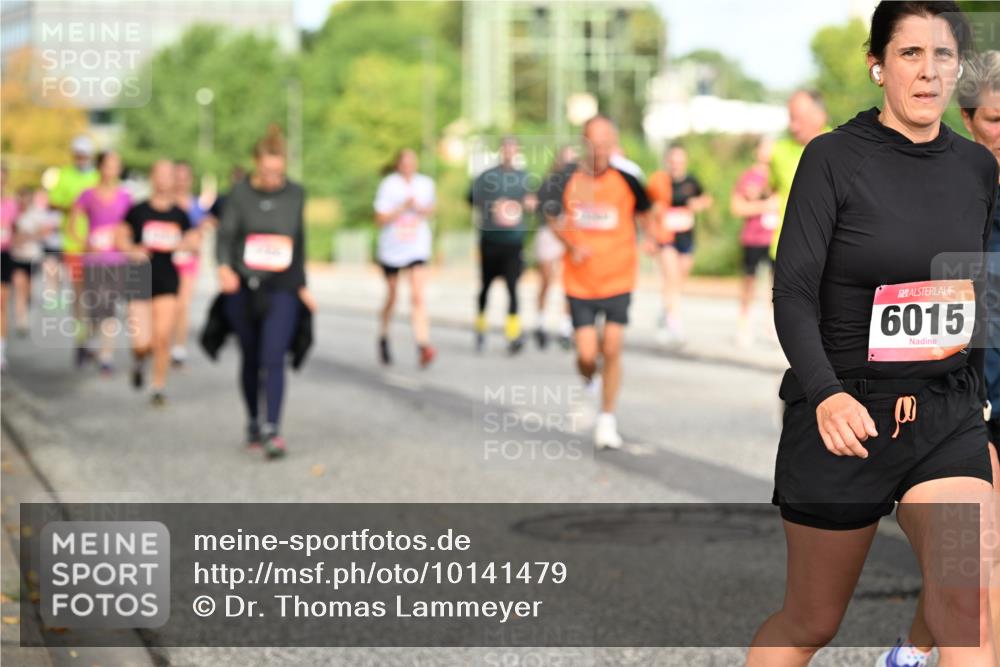 06.09.2026 - CURREX Alsterlauf Dr. Thomas Lammeyer http://msf.ph/oto/10141479 06.09.2026 10:10:21 Laufen 6015 meine-sportfotos.de