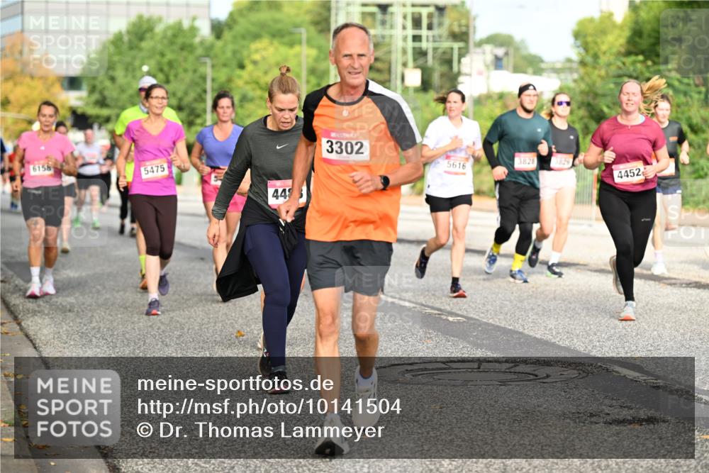 06.09.2026 - CURREX Alsterlauf Dr. Thomas Lammeyer http://msf.ph/oto/10141504 06.09.2026 10:10:24 Laufen 6158, 5475, 449, 3302, 5616, 3828, 3829, 4452 meine-sportfotos.de