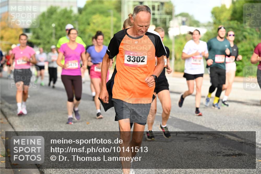 06.09.2026 - CURREX Alsterlauf Dr. Thomas Lammeyer http://msf.ph/oto/10141513 06.09.2026 10:10:25 Laufen 3302 meine-sportfotos.de